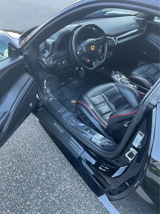 2013 Ferrari 458 Italia - Image 13 of 16
