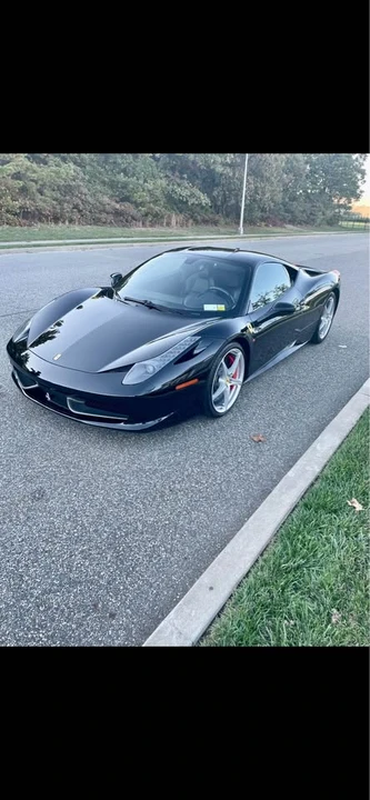 2013 Ferrari 458 Italia - Image 4 of 16