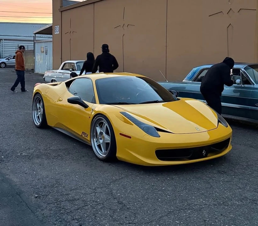 2013 Ferrari 458 Italia - Image 5 of 7