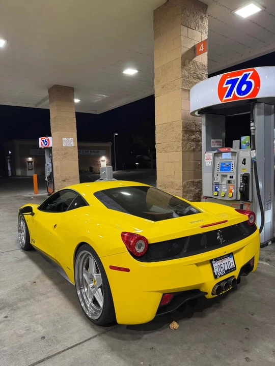2013 Ferrari 458 Italia - Image 2 of 7