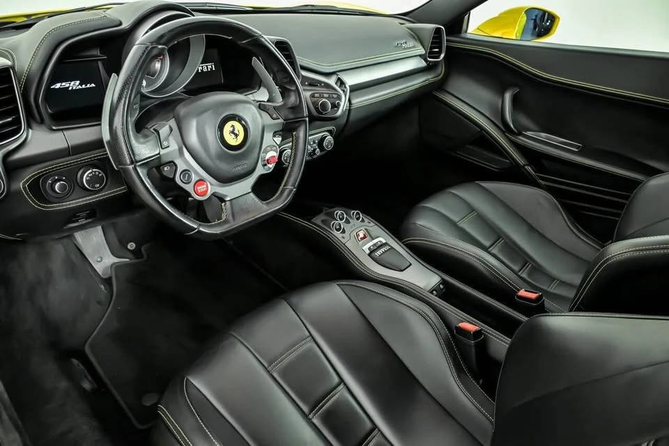2013 Ferrari 458 Italia - Image 11 of 16