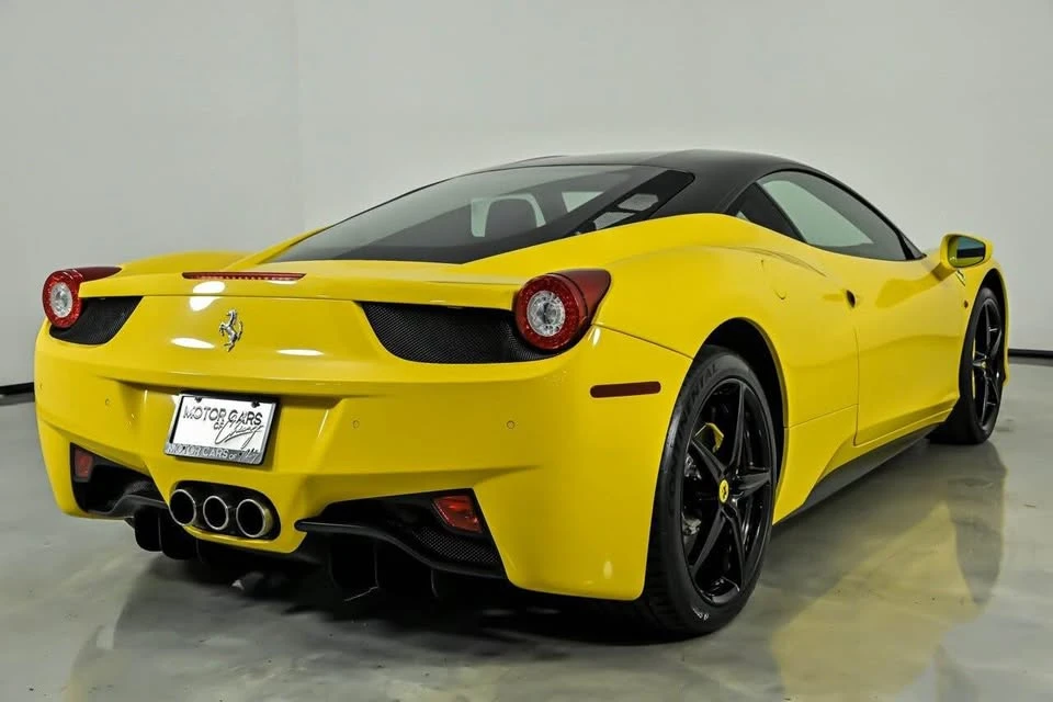 2013 Ferrari 458 Italia - Image 4 of 16