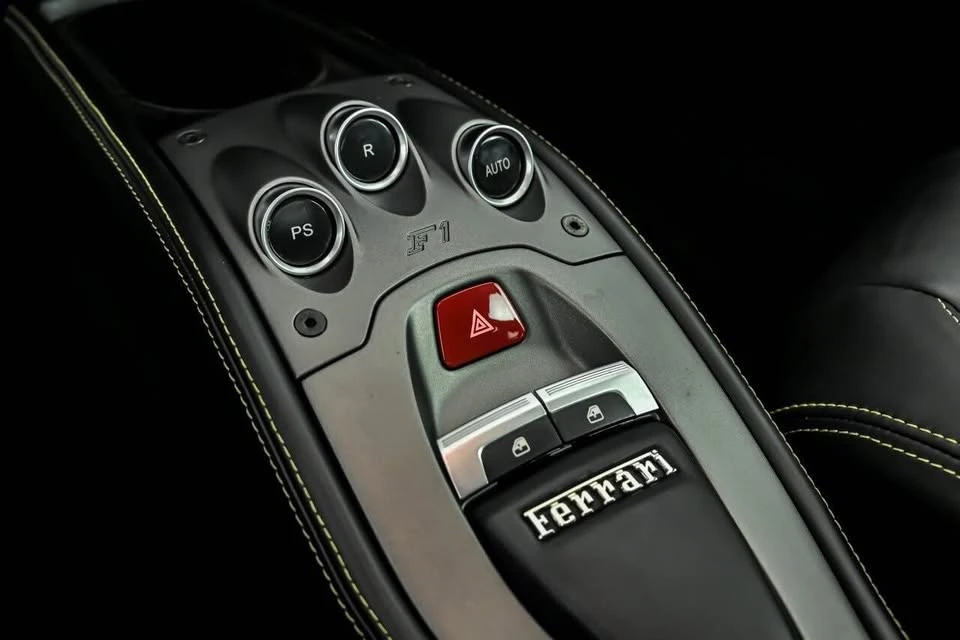 2013 Ferrari 458 Italia - Image 15 of 16