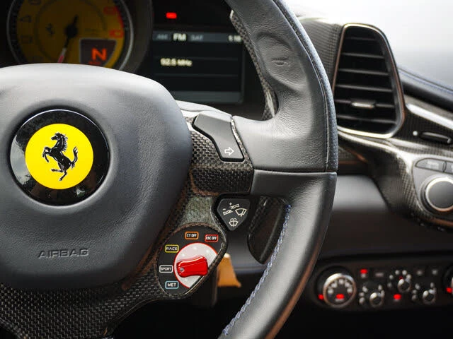 2013 Ferrari 458 Italia - Image 23 of 31