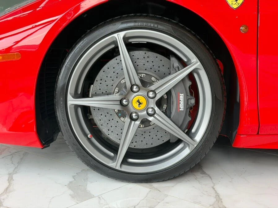 2013 Ferrari 458 Italia - Image 11 of 31