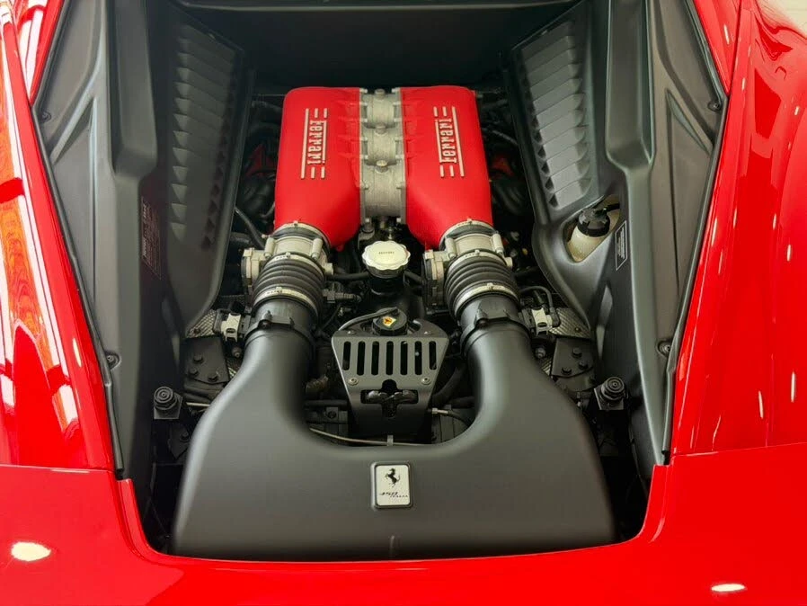 2013 Ferrari 458 Italia - Image 25 of 31