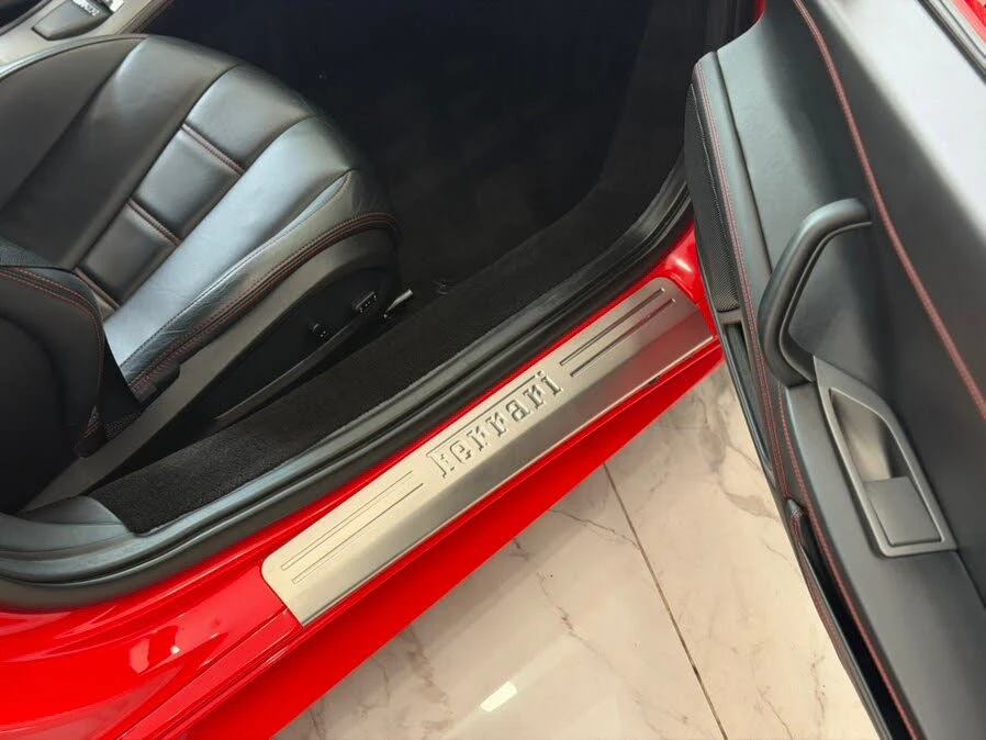 2013 Ferrari 458 Italia - Image 29 of 31