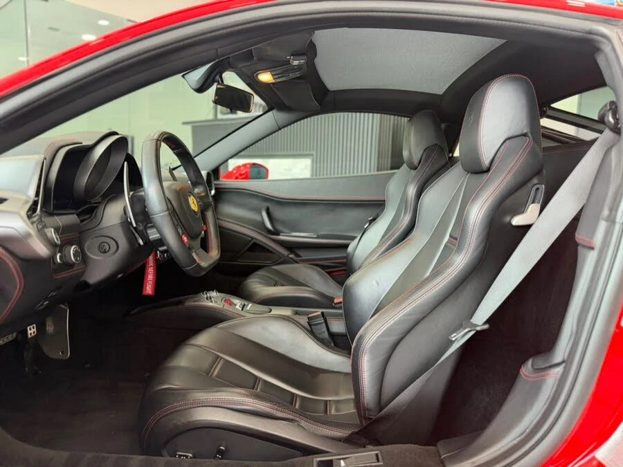 2013 Ferrari 458 Italia - Image 16 of 31