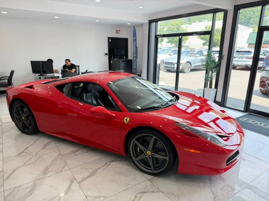 2013 Ferrari 458 Italia - Image 26 of 31
