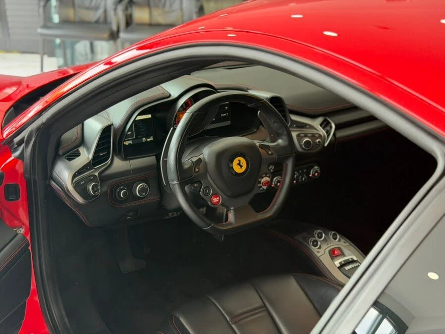 2013 Ferrari 458 Italia - Image 15 of 31