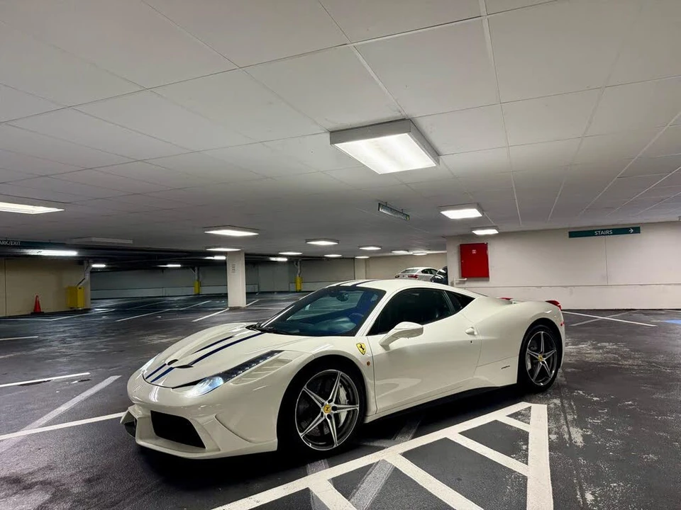 2013 Ferrari 458 Italia - Image 17 of 31