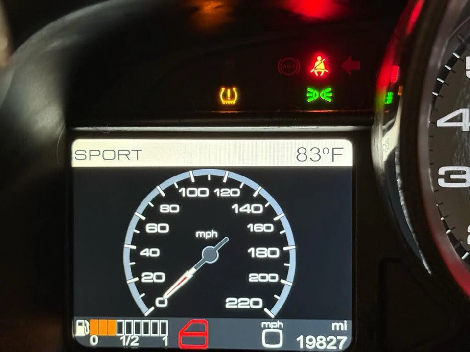 2013 Ferrari 458 Italia - Image 25 of 31