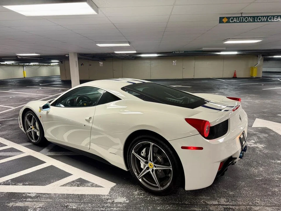 2013 Ferrari 458 Italia - Image 12 of 31