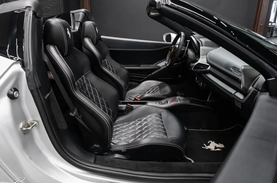 2013 Ferrari 458 Spider - Image 8 of 9