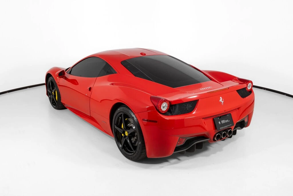 2013 Ferrari 458 Italia - Image 17 of 31