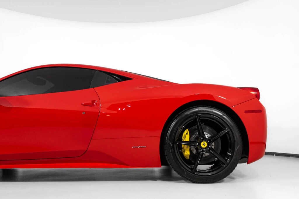 2013 Ferrari 458 Italia - Image 14 of 31