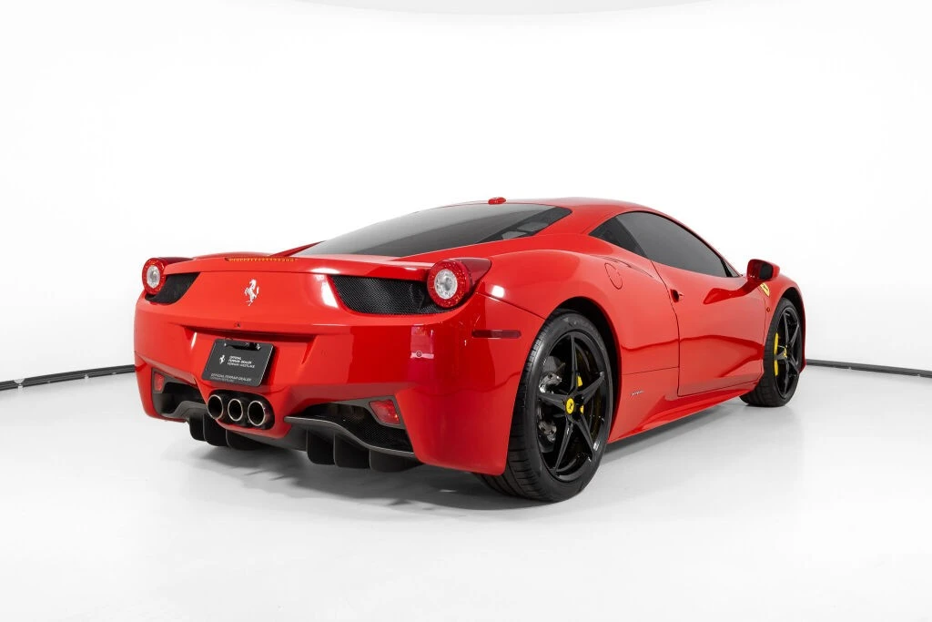 2013 Ferrari 458 Italia - Image 2 of 31