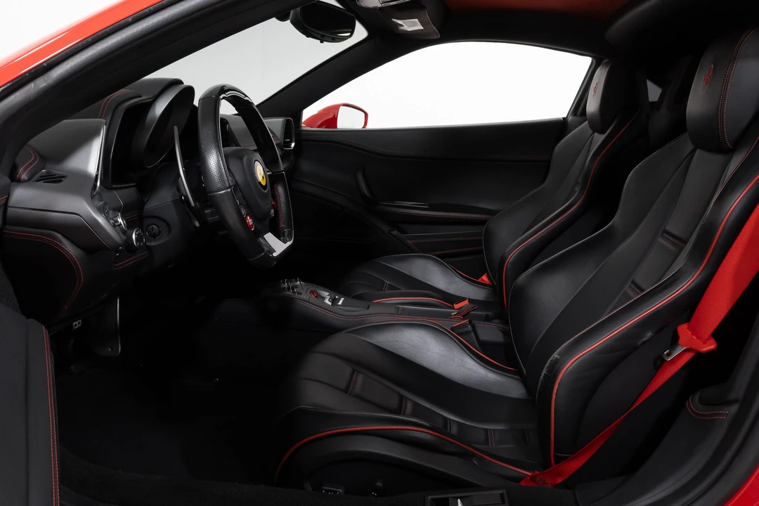 2013 Ferrari 458 Italia - Image 4 of 31