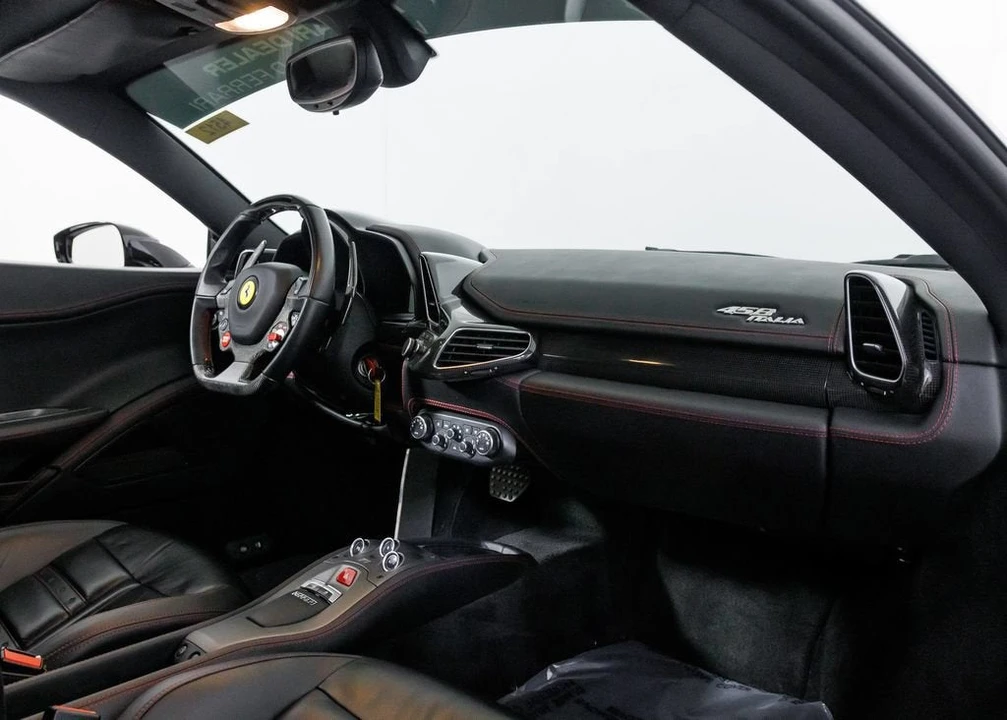 2013 Ferrari 458 Italia - Image 21 of 31