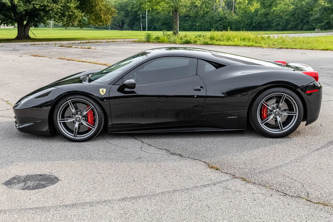 2013 Ferrari 458 Italia - Image 12 of 31