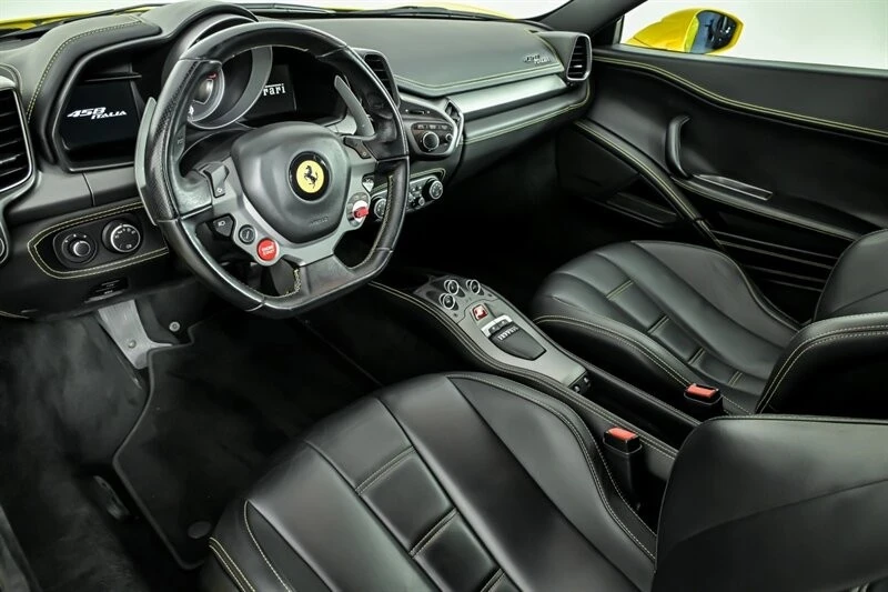 2013 Ferrari 458 Italia - Image 20 of 31