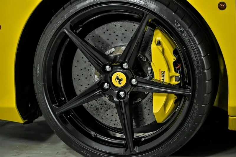 2013 Ferrari 458 Italia - Image 7 of 31