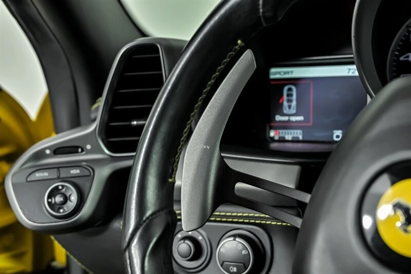 2013 Ferrari 458 Italia - Image 30 of 31
