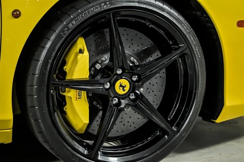 2013 Ferrari 458 Italia - Image 14 of 31
