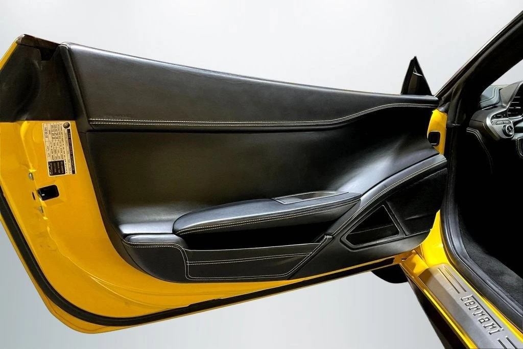 2013 Ferrari 458 Italia - Image 17 of 29
