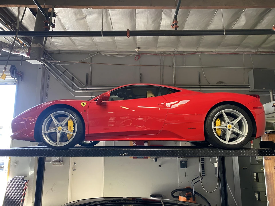 2013 Ferrari 458 Italia - Image 26 of 31