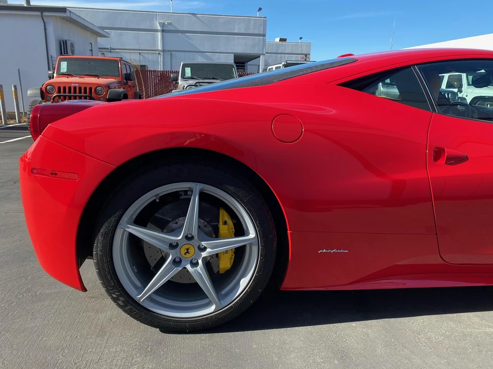 2013 Ferrari 458 Italia - Image 17 of 31
