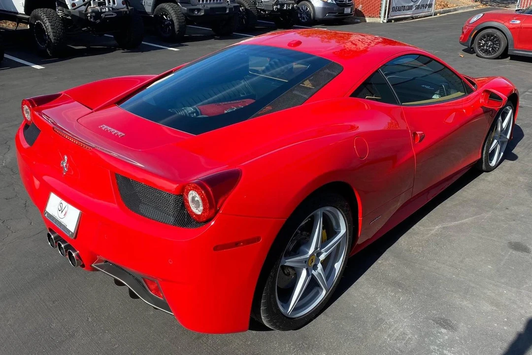 2013 Ferrari 458 Italia - Image 11 of 31