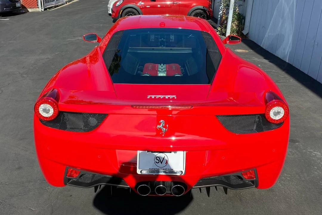 2013 Ferrari 458 Italia - Image 5 of 31