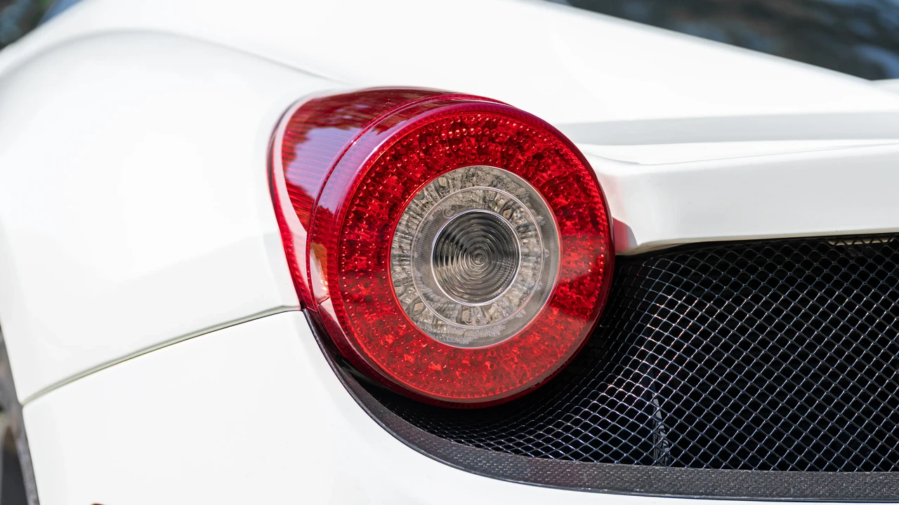 2013 Ferrari 458 Italia - Image 17 of 31