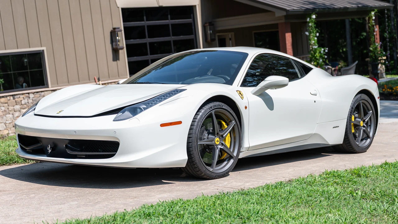 2013 Ferrari 458 Italia - Image 3 of 31