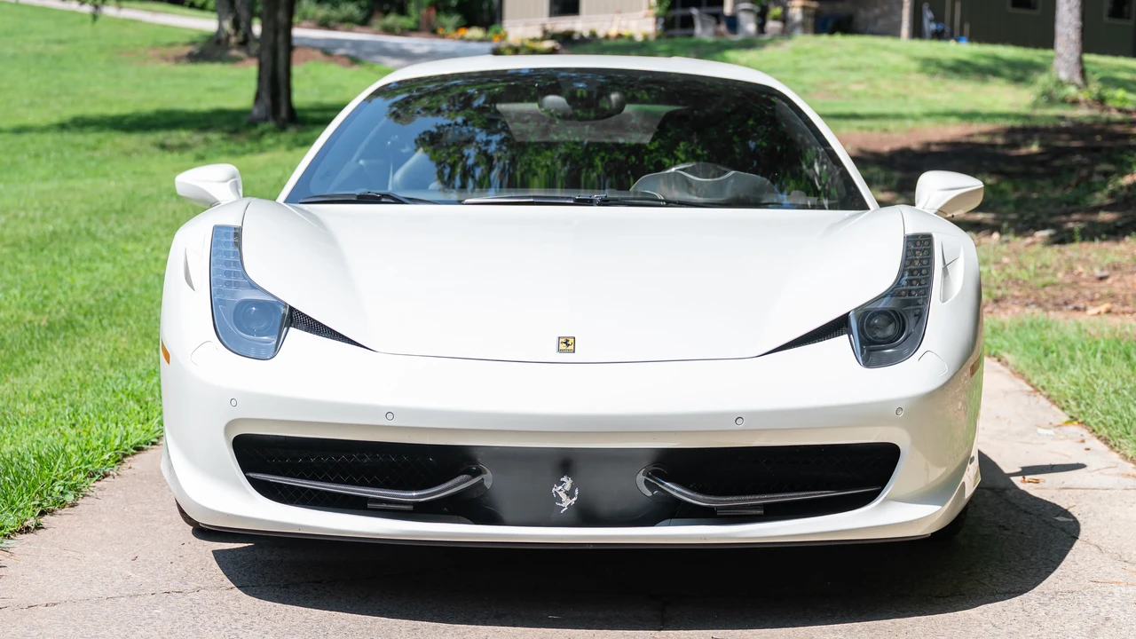 2013 Ferrari 458 Italia - Image 2 of 31
