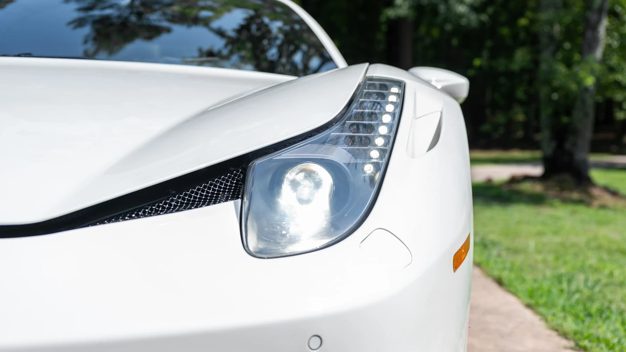 2013 Ferrari 458 Italia - Image 11 of 31