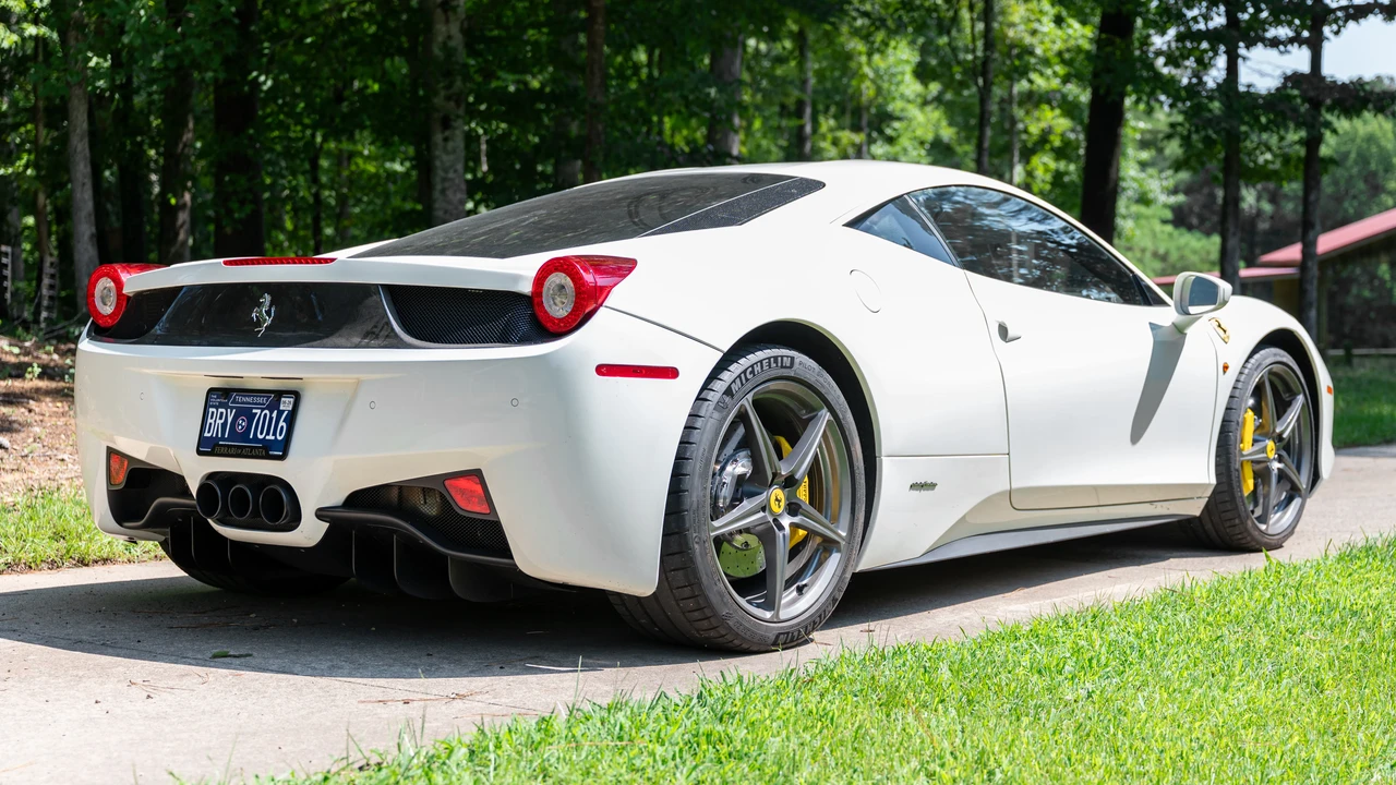 2013 Ferrari 458 Italia - Image 7 of 31
