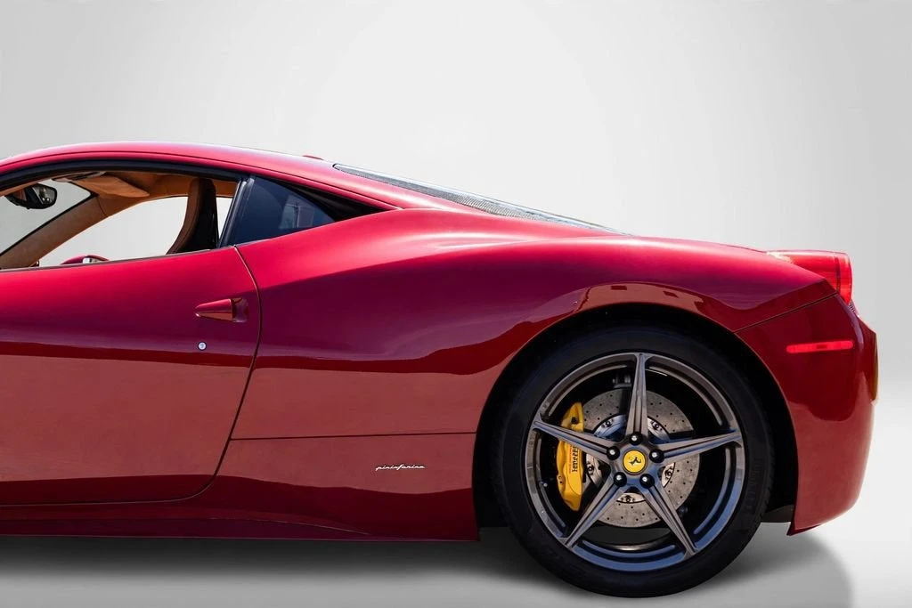 2013 Ferrari 458 Italia - Image 28 of 31