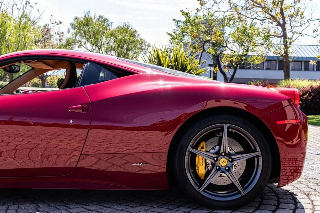 2013 Ferrari 458 Italia - Image 26 of 31