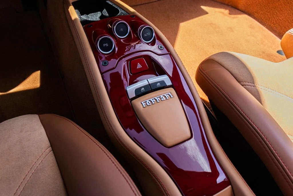 2013 Ferrari 458 Italia - Image 5 of 31