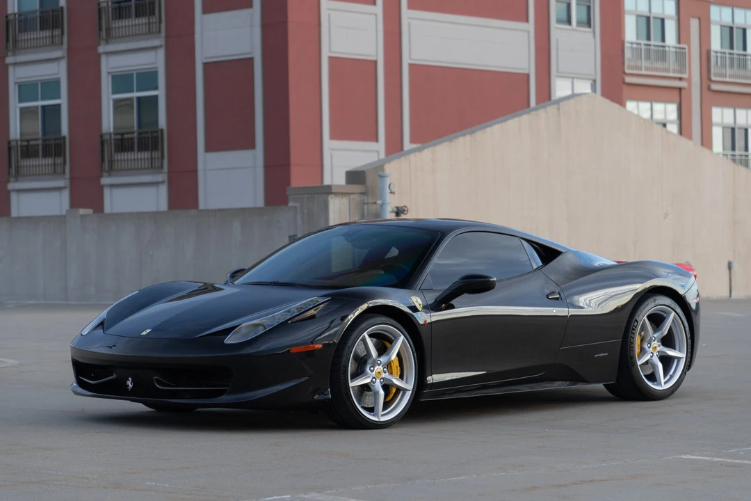 2013 Ferrari 458 Italia - Image 2 of 31