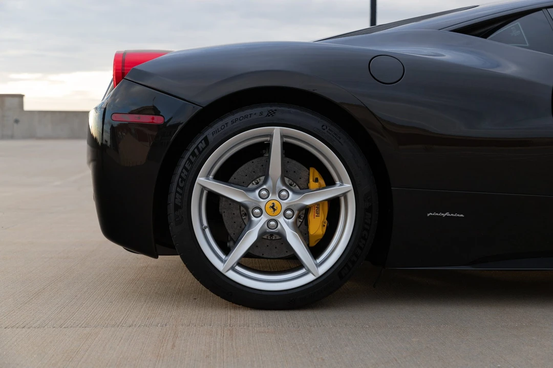 2013 Ferrari 458 Italia - Image 11 of 31