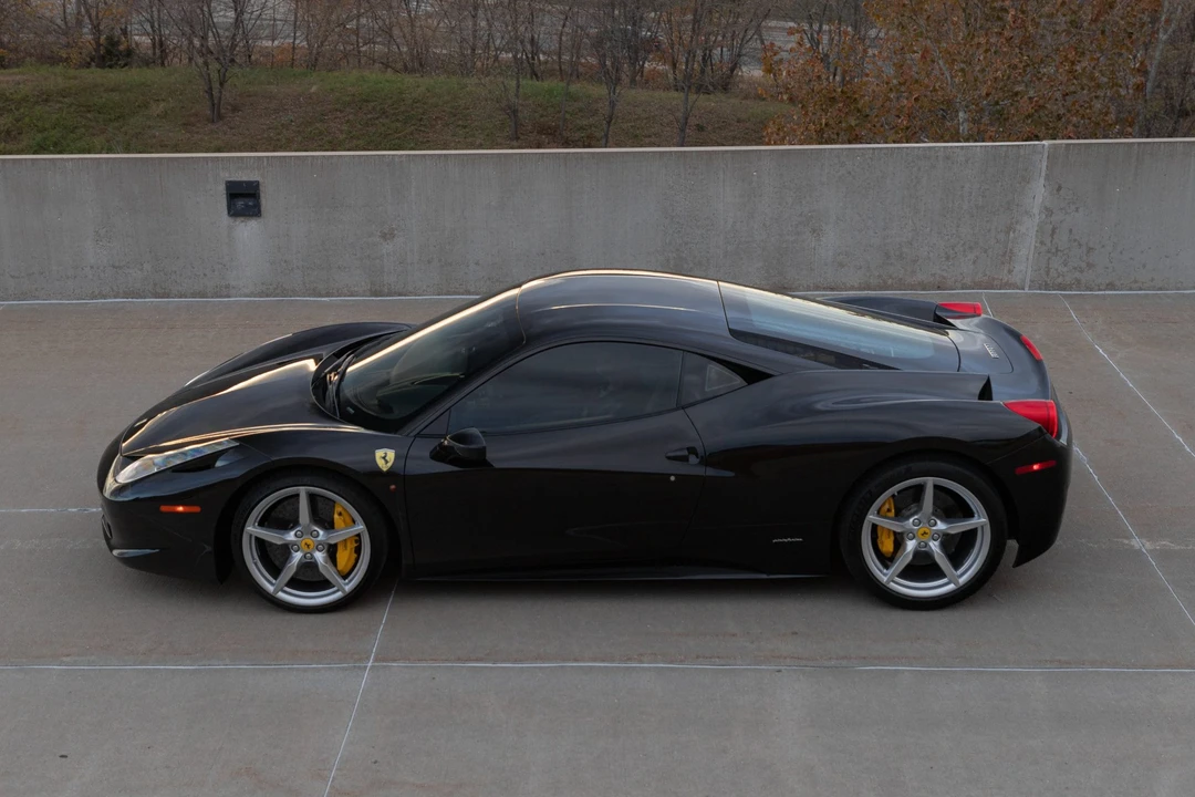 2013 Ferrari 458 Italia - Image 8 of 31