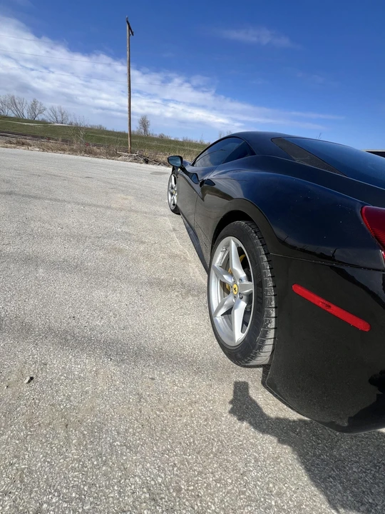 2013 Ferrari 458 Italia - Image 17 of 31