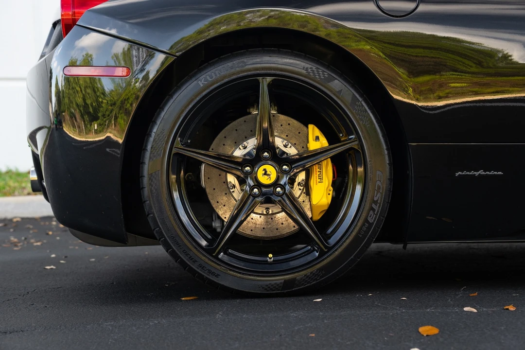 2013 Ferrari 458 Italia - Image 20 of 21