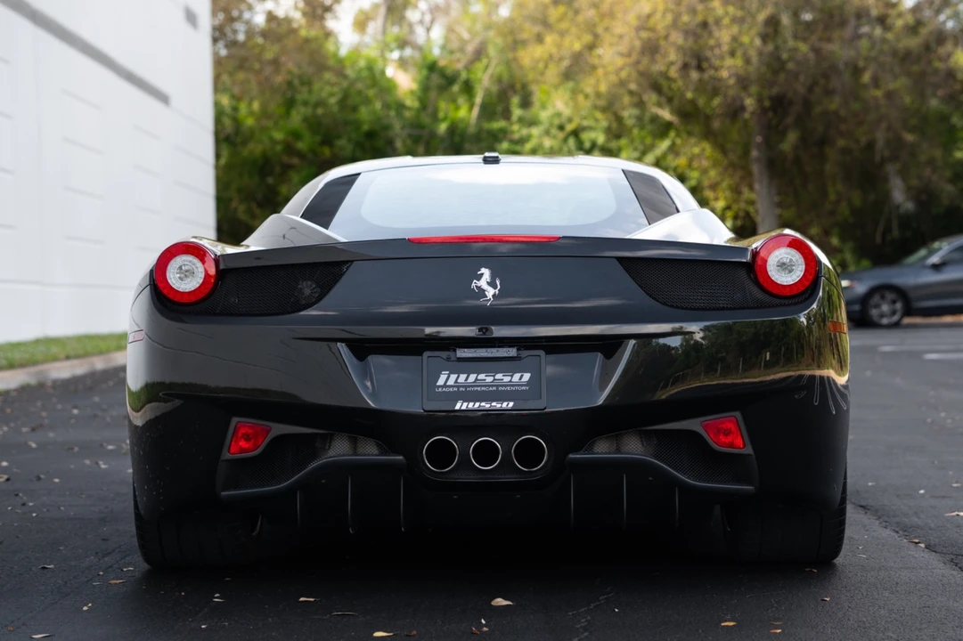 2013 Ferrari 458 Italia - Image 2 of 21