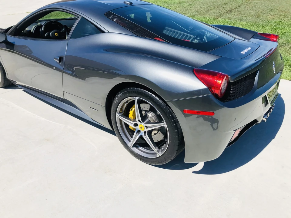 2013 Ferrari 458 Italia - Image 26 of 31