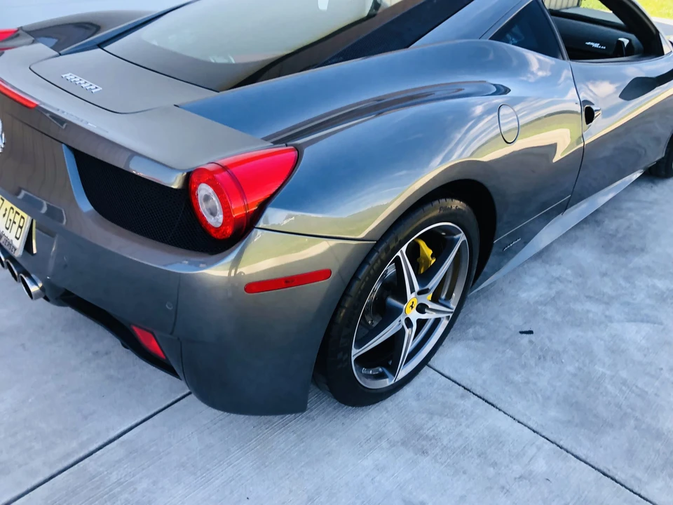 2013 Ferrari 458 Italia - Image 29 of 31