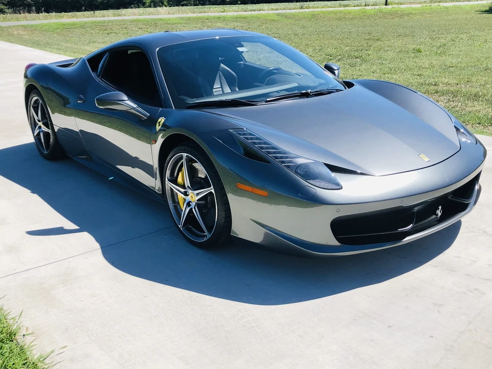 2013 Ferrari 458 Italia - Image 10 of 31